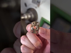 Dostosować lekkie CNC TC4 Tytanium zwrócone małe części do sterownika Bluetooth